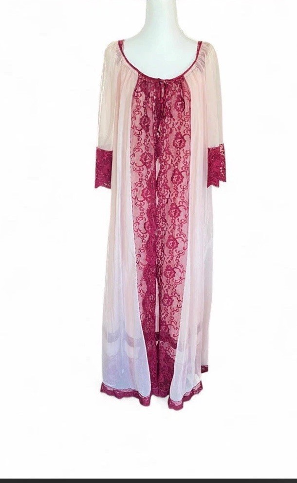 VTG 60&rsquo;s Janelle Of California Pink Sheer Baby Doll Night Gown W/matching Robe