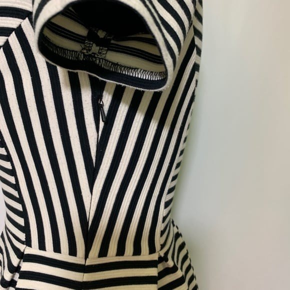 Madewell black & White Striped Retro Style Dress Size 0n Small grunge preppy