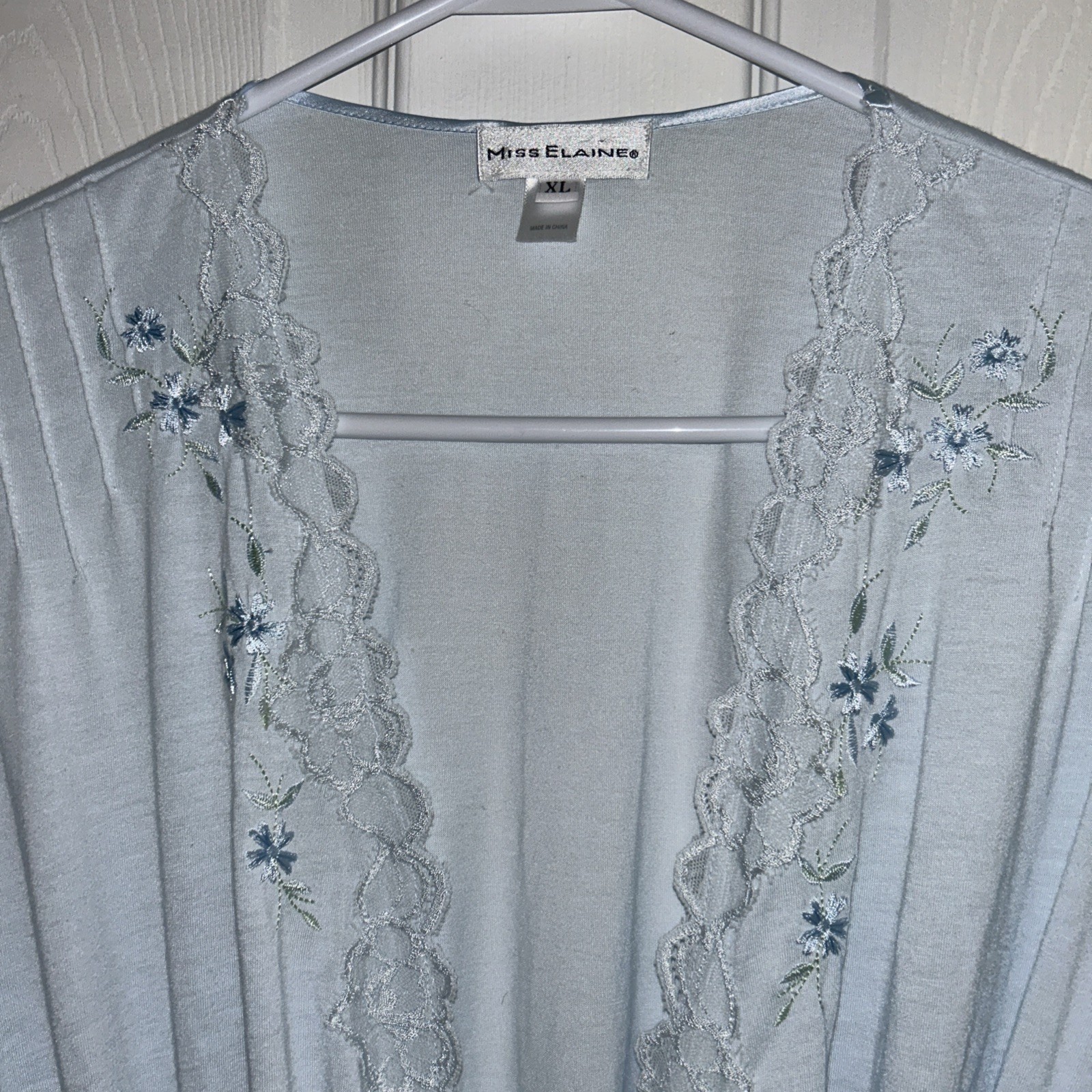 Miss Elaine Robe Pale Blue Lace Embroidery Tie Mid-Length XL #309466L Vintage