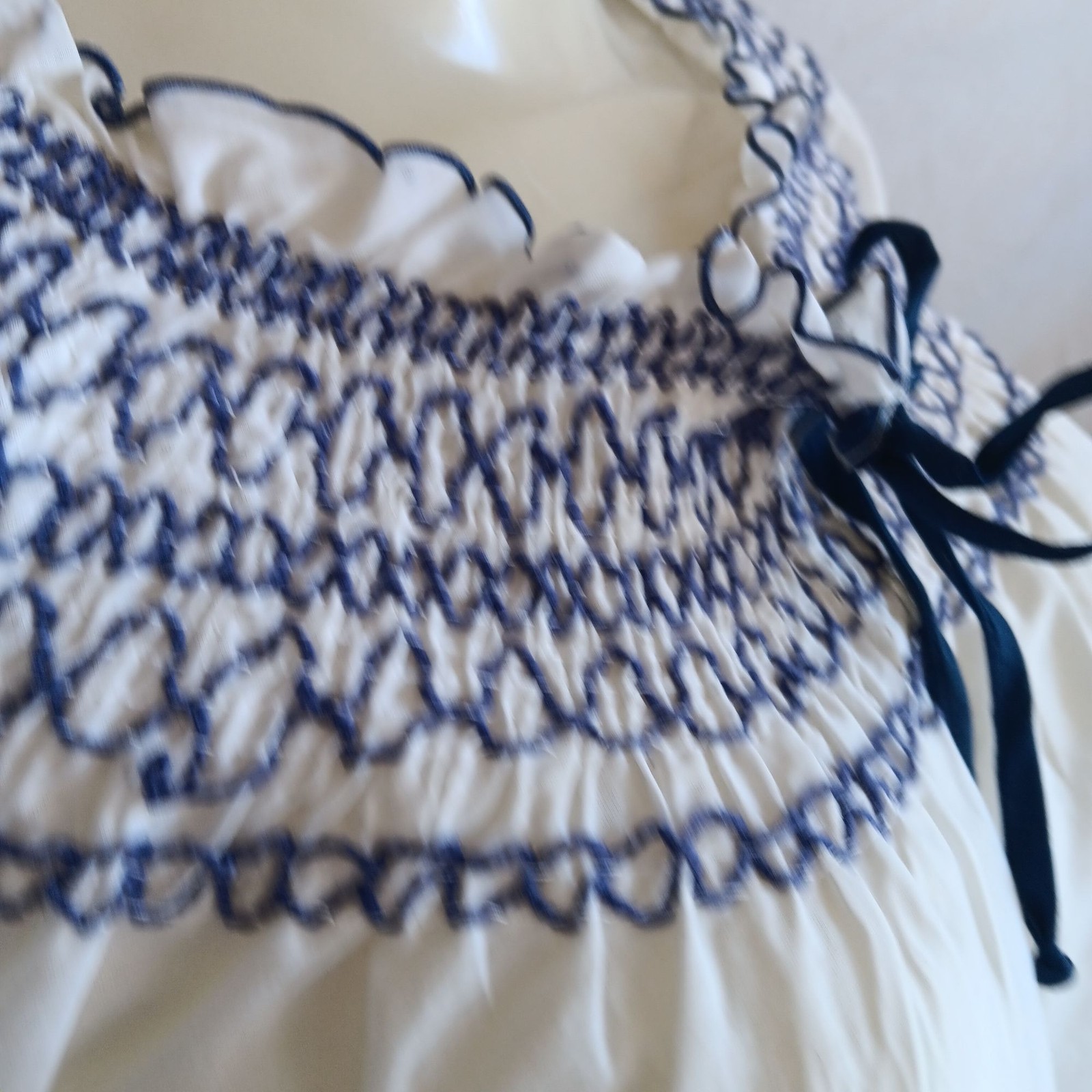 True Vintage 70&rsquo;s Peasant Blouse Medium Embroidery Ruffled Neckline Festival