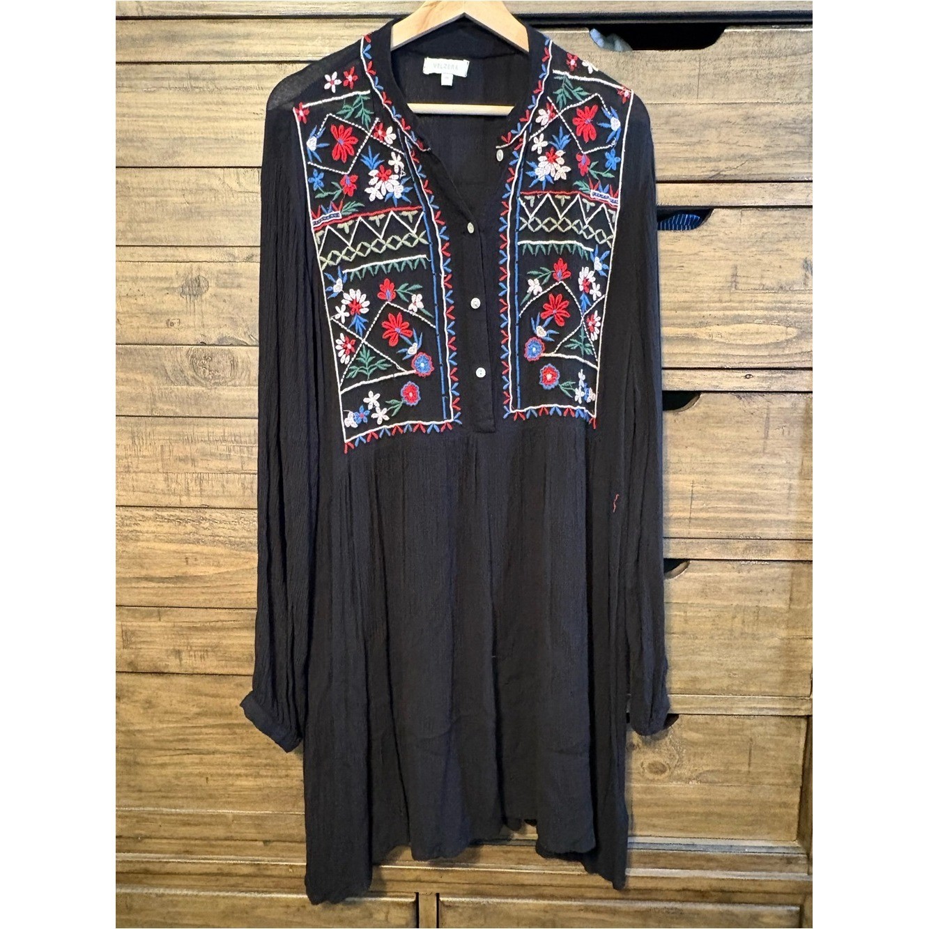 Velzera Embroidered Boho Peasant Dress Black Floral Rayon Size 2X