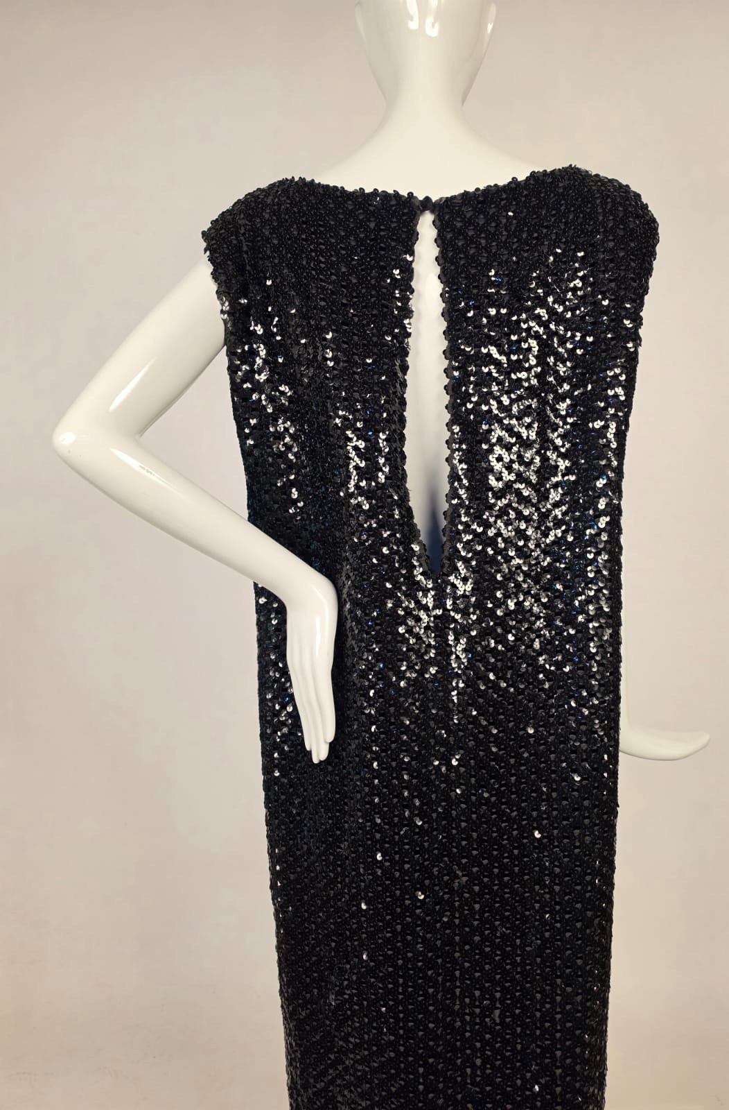 VINTAGE 1970’S LIQUID BLACK SEQUIN COLUMN GOWN DRESS W SAKS FIFTH AVE LABEL