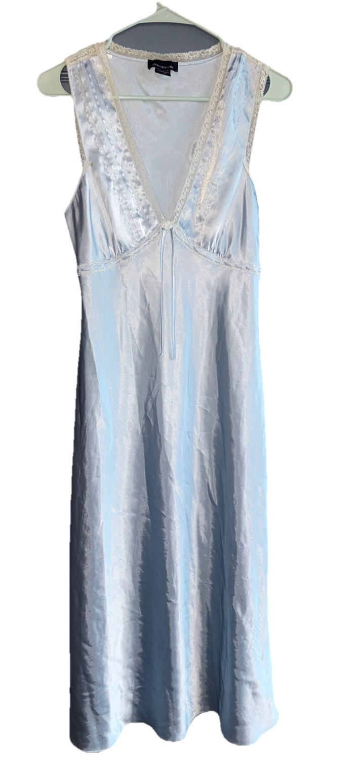 Vtg Jones New York Blue Satin Lace Empire Waist V-Neck Gown – Sz M