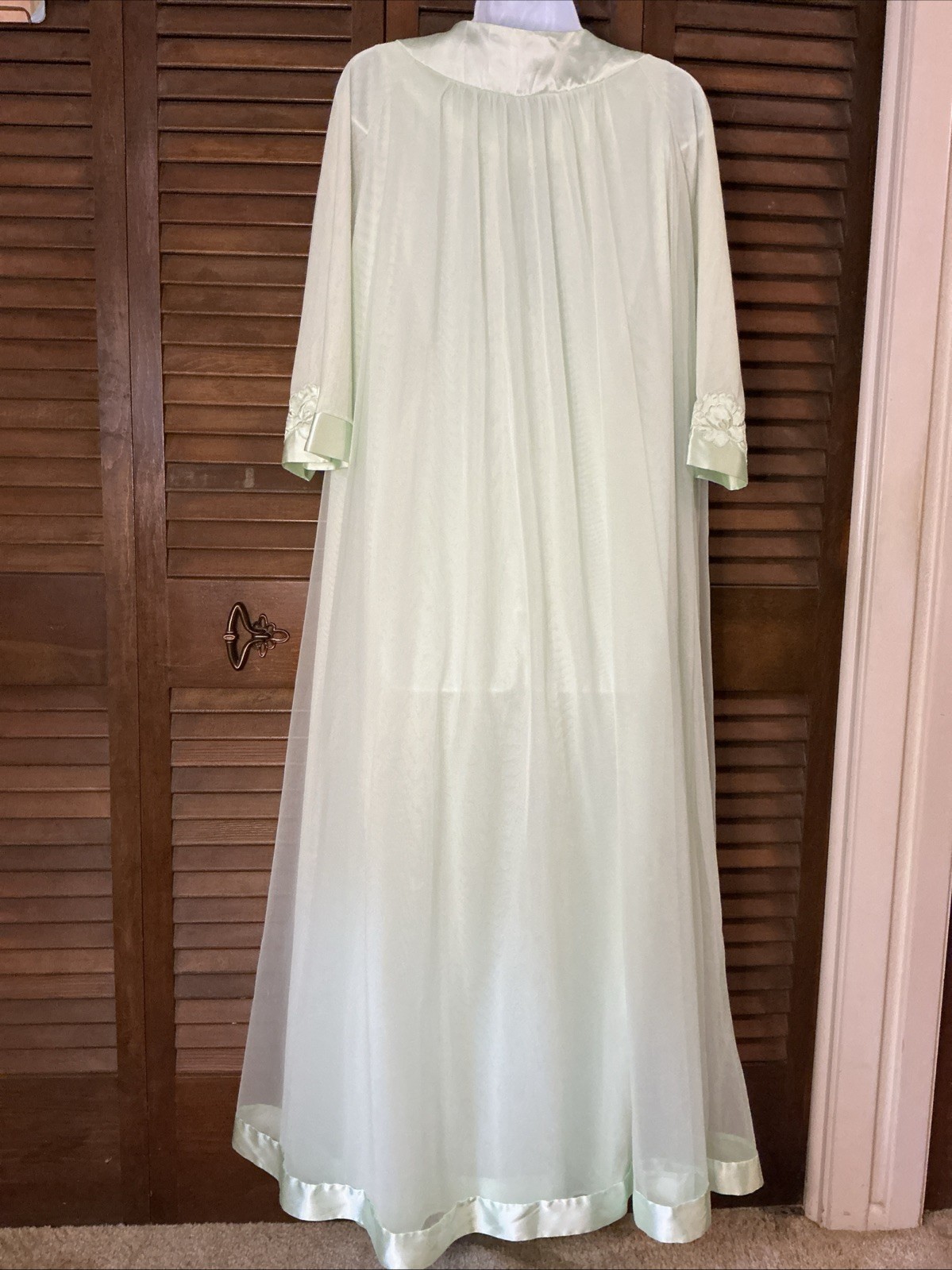 Gossard Artemis Large Mint Green Vintage Lace Robe & Nightgown Peignoir Set