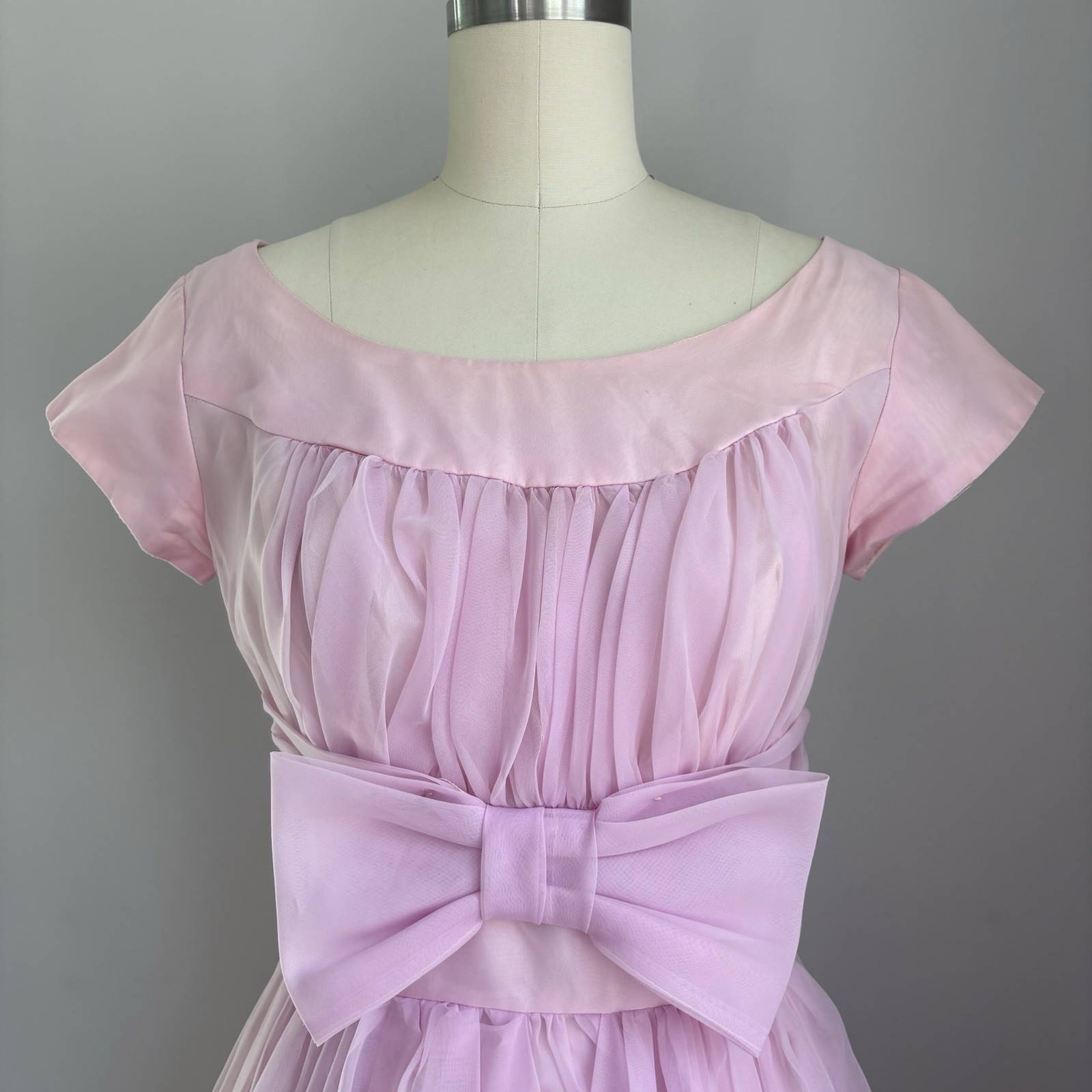 Vintage 1950’s Pink Chiffon Rockabilly Pinup Party Bow Dress XS