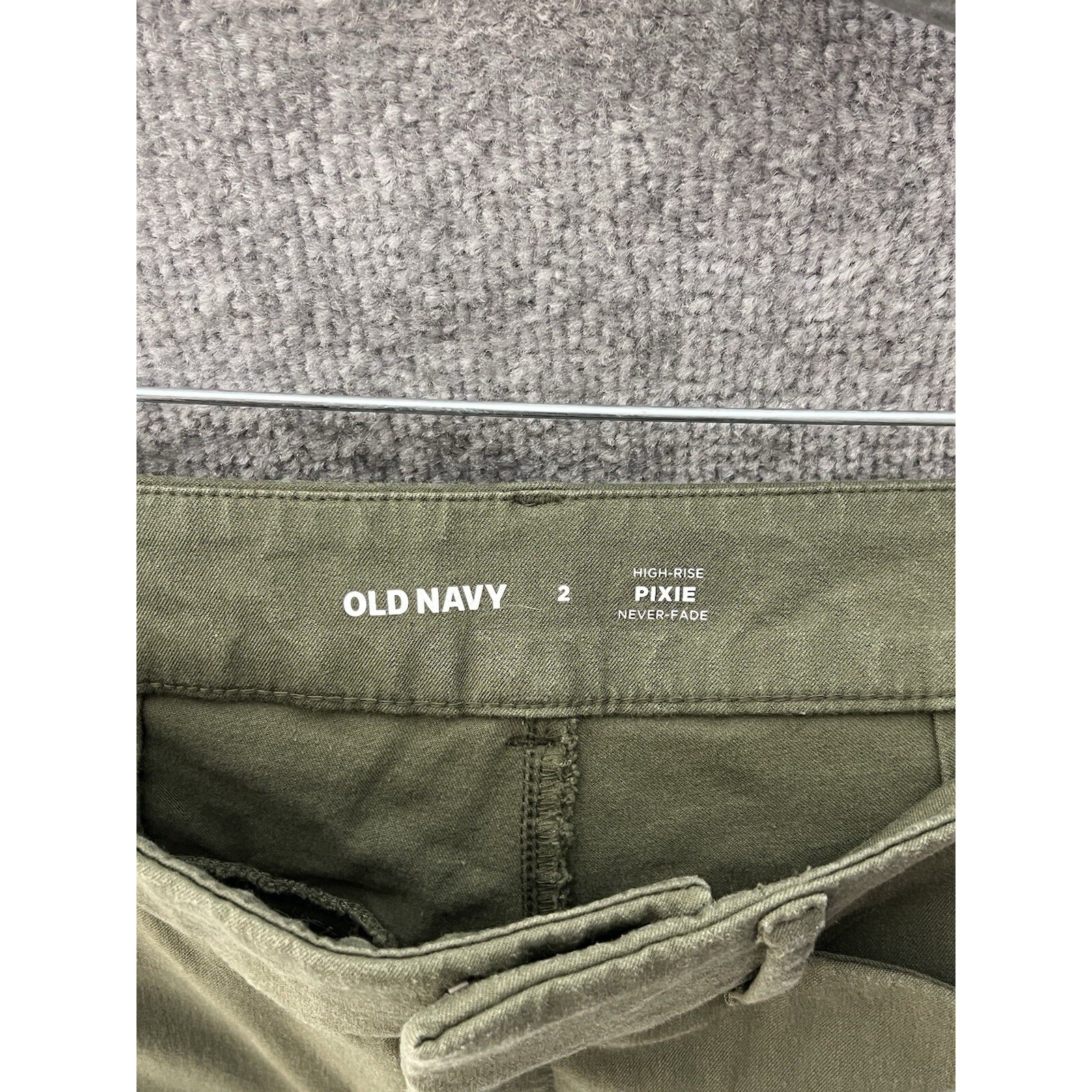 Old Navy High Rise Pixie Ankle Pants Womens Size 2 Green Stretch Pockets