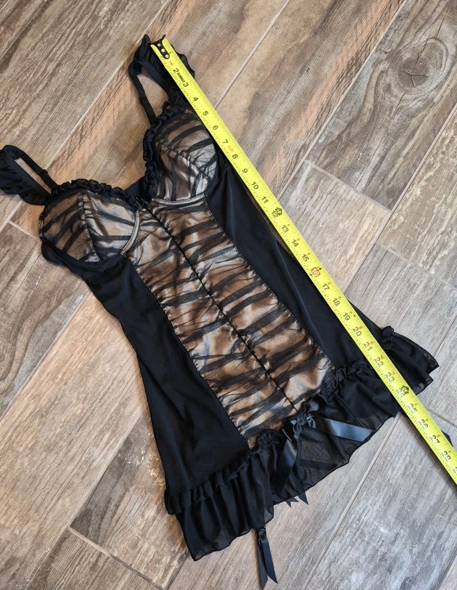 XS/S Vtg Frederick&rsquo;s of Hollywood Black & Gold Mesh Chemise Nightie Dress
