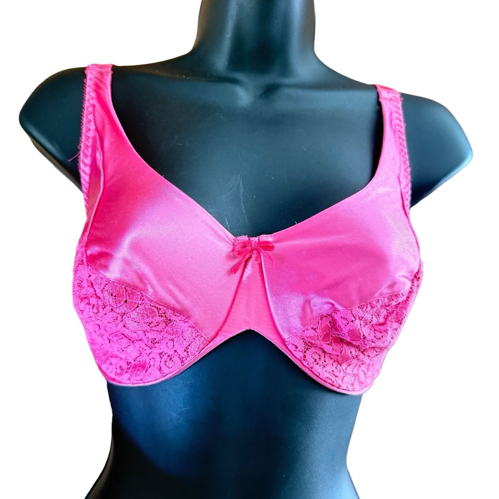 Vtg Maidenform Rendezvous Bra 34DD Shiny Satin Second Skin Lace Underwire ILGWU
