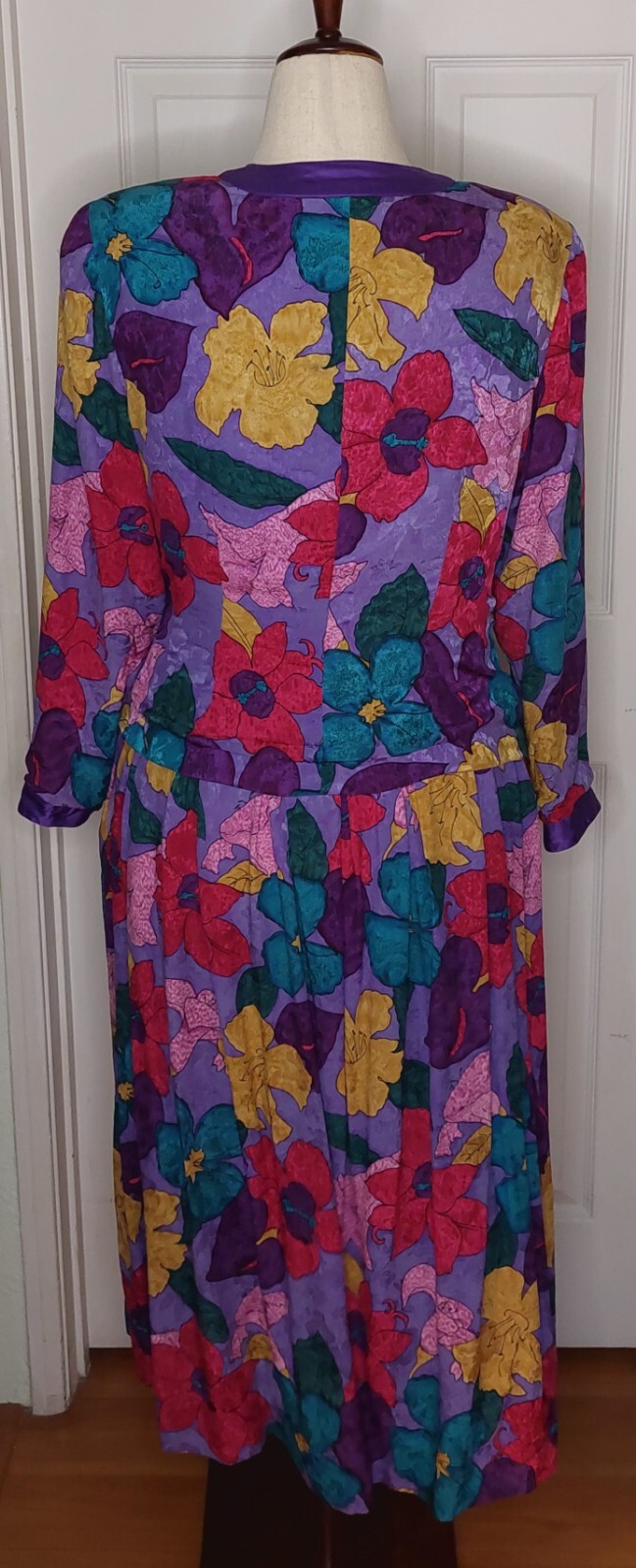 Vintage UMI Collections Anne Crimmins Size 14 Purple Floral Skirt Set 100% Silk