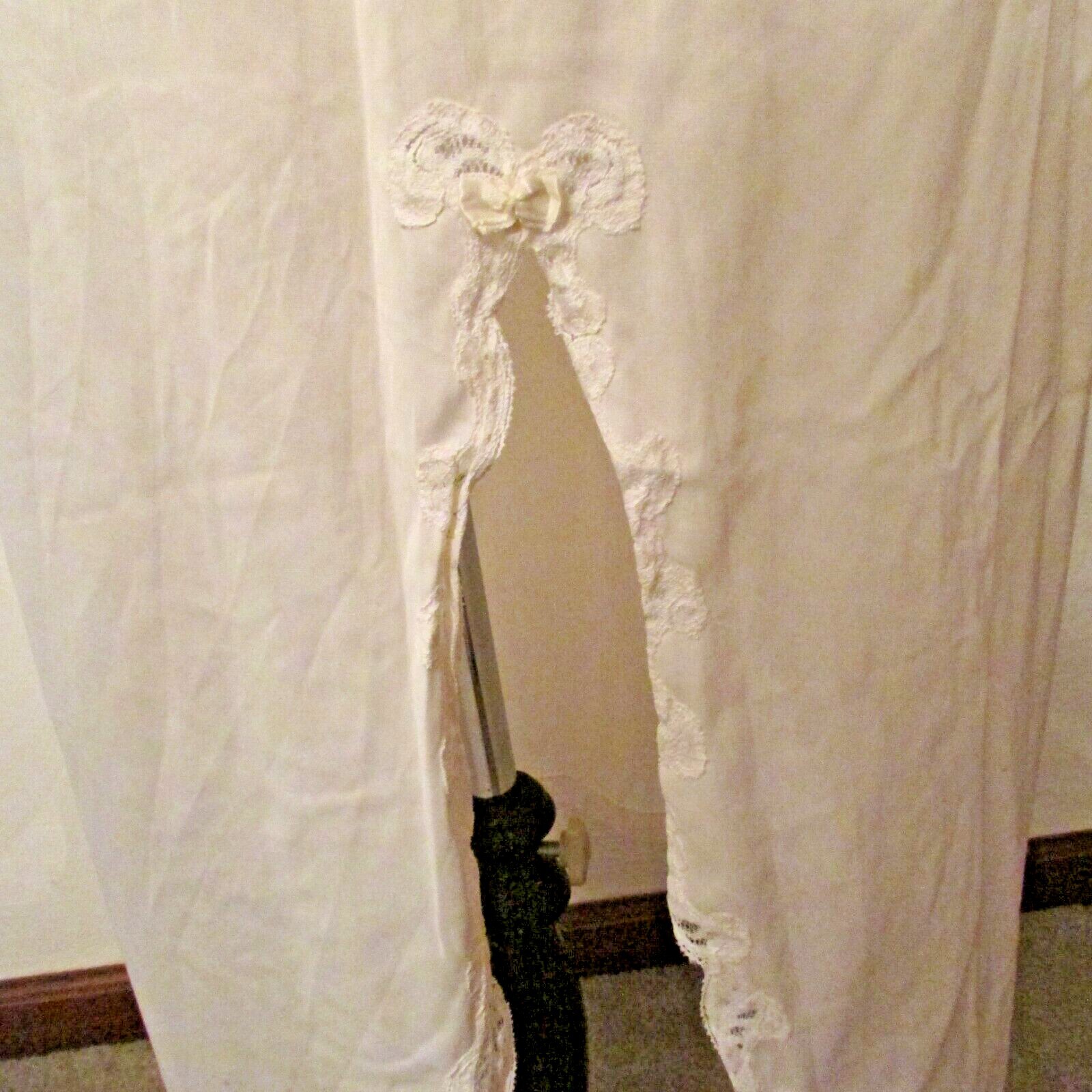 SEARS The Doesn&rsquo;t Slip Pillow Tab Silky Nylon 36&Prime; Half Slip Petticoat M USA made