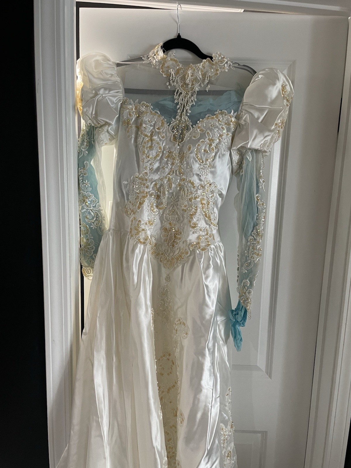 Vintage 1980s Alfred Angelo Wedding Dress Size 8 Pearl Crown Veil & Shoes 6B