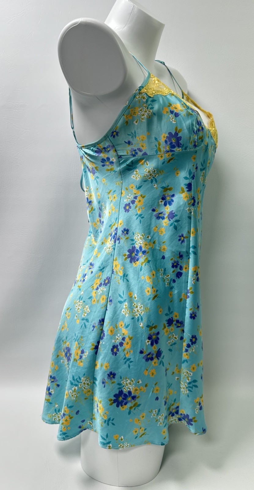 Vintage Y2K Victoria’s Secret Colorful Floral Lace Slip Dress Chemise Sz M 2001
