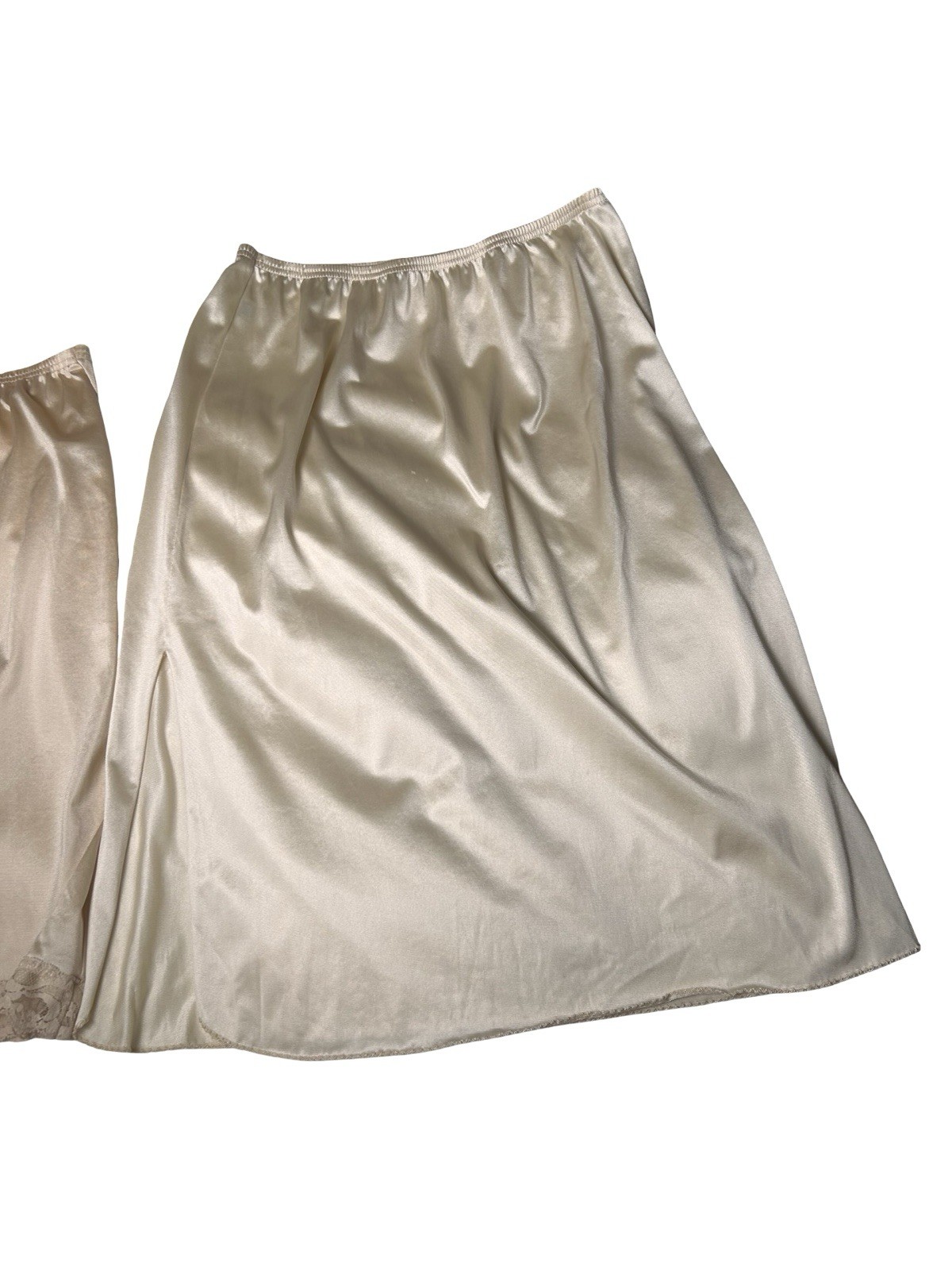2 VTG Vanity Fair Half Slips Undergarment Size M/L Beige Cream Loose Fitting