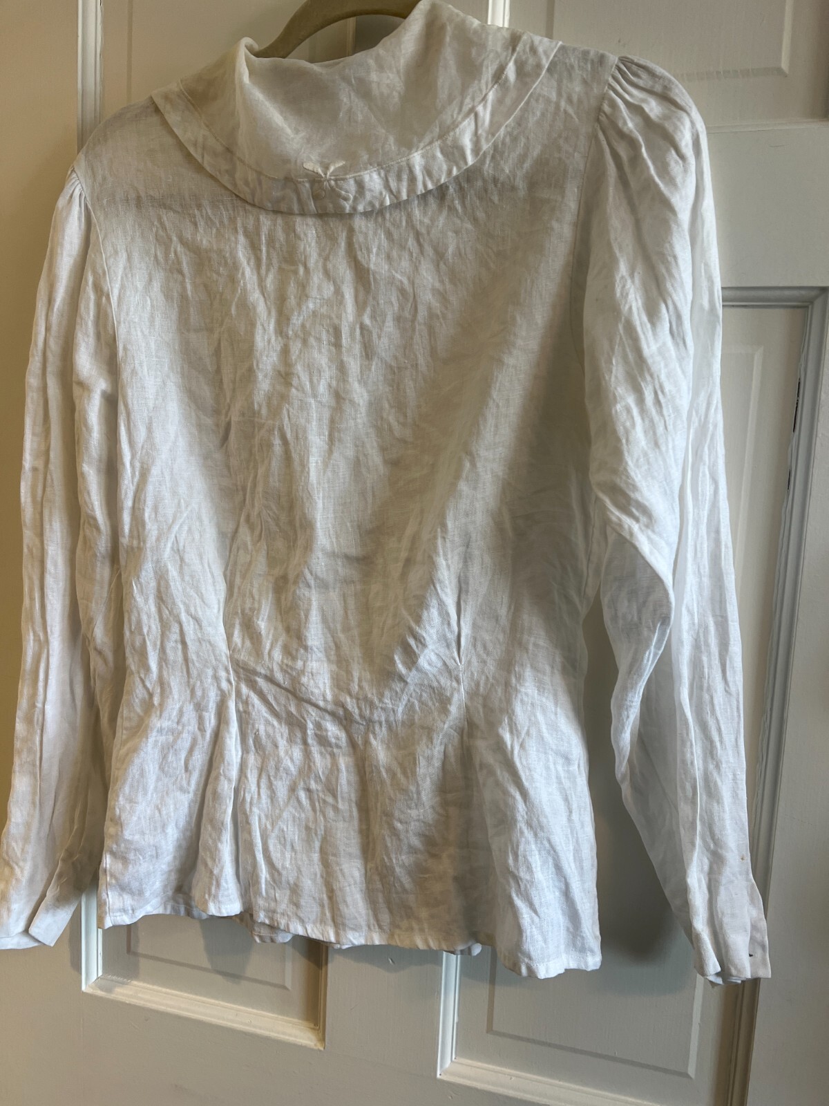 1980s Cullinane White Large Ruffle Collar 100% linen Romantic Blouse Shirt Sz 8