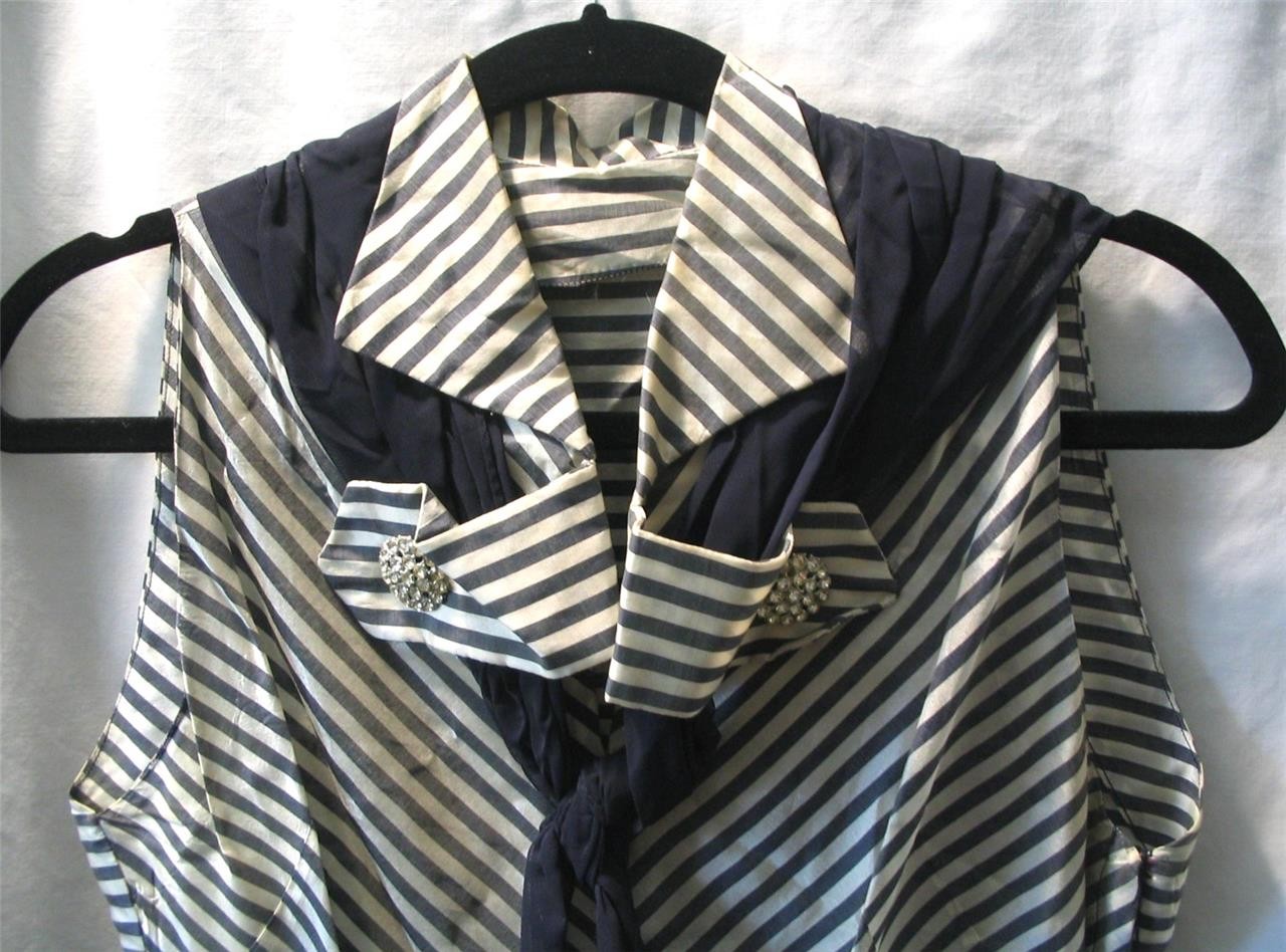VINTAGE 1950s CUSTOM MADE GRAY & IVORY SILK STRIPED MITERED SLEEVELES DRESS ~38&Prime;