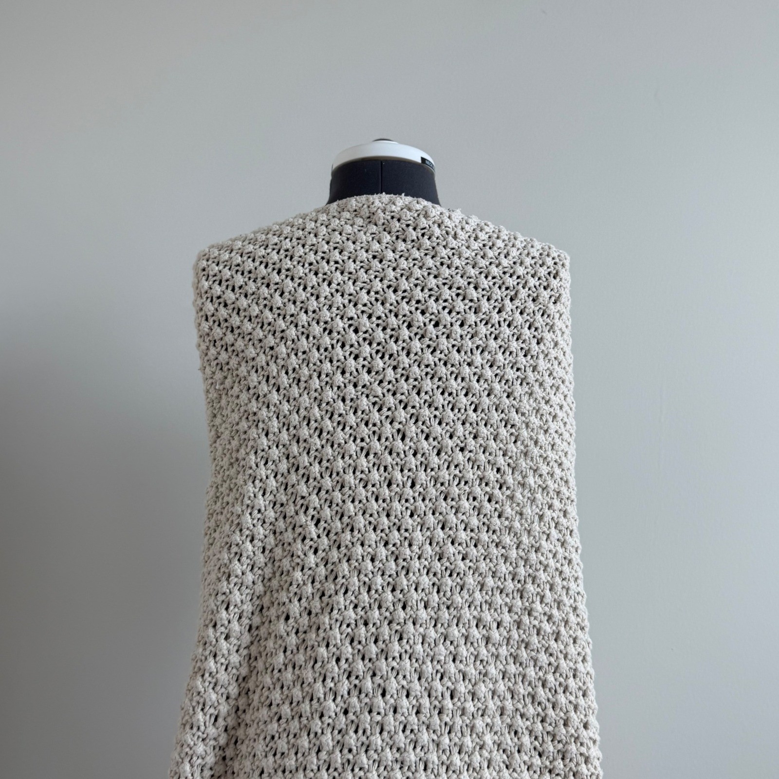 Vintage Harold&rsquo;s 100% Silk Button Front Chunky Knit Sleeveless Cardigan
