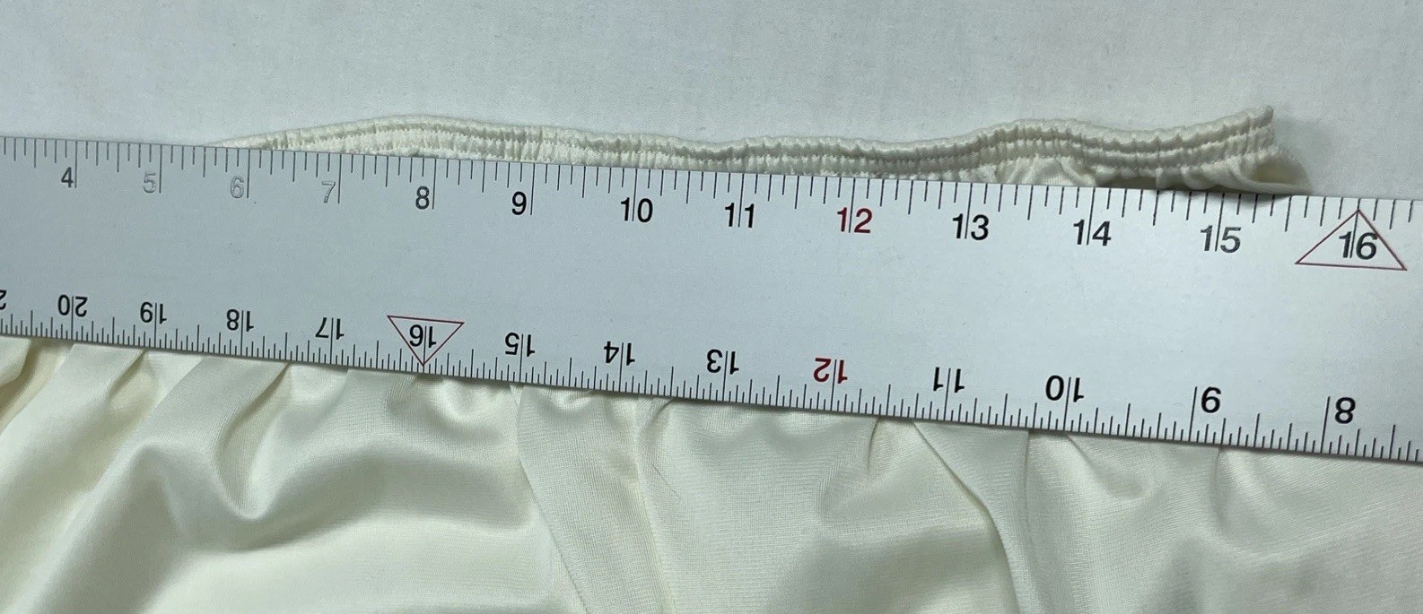Vintage Intimates Lane Bryant Half Slip 1X Ivory 32&Prime; Long Nylon Lace 13&Prime; Slit