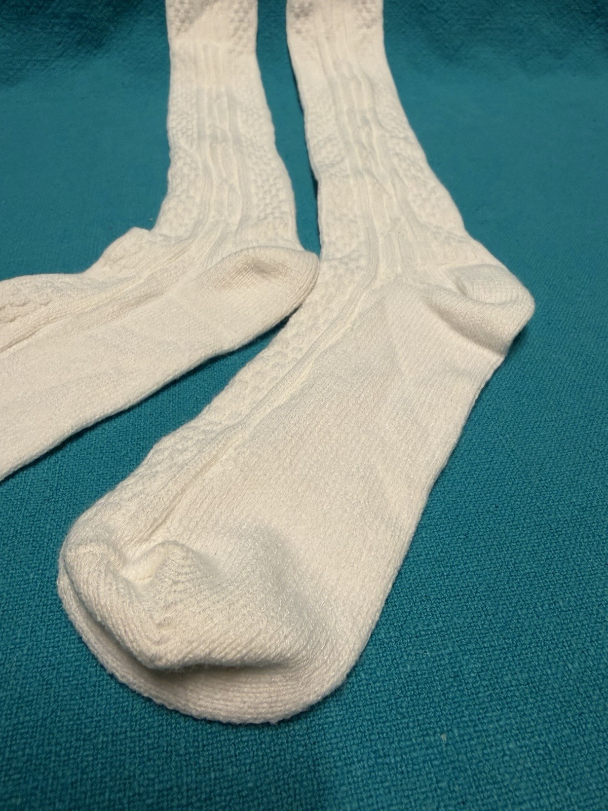 VTG Socks 80s Cable Knit White NOS 9-11 23&Prime; USA Stocking School Girls Classic.