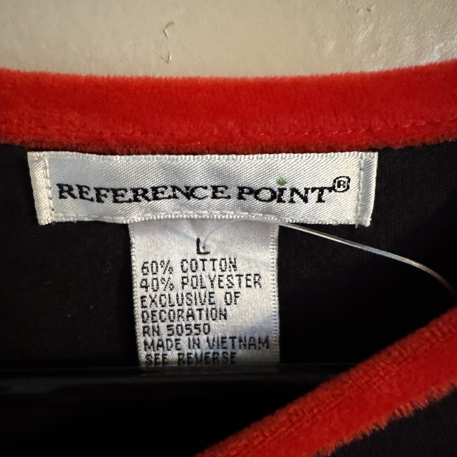 VTG Christmas Embroidered Top Reference Point Women’s L