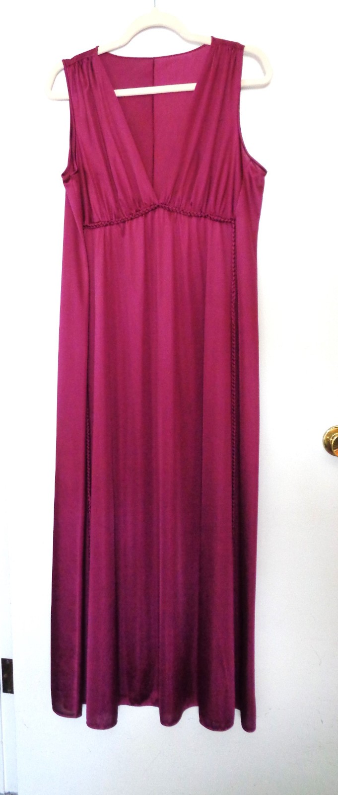 Vtg 70s Vanity Fair Goddess Silky Nylon Sleeveless Empire Maxi Night Gown Sz 38