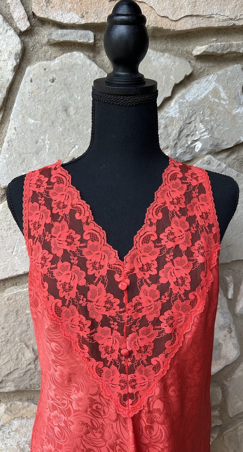 Vintage Val Mode Nightgown Medium Red Liquid Satin Lace Excellent Condition