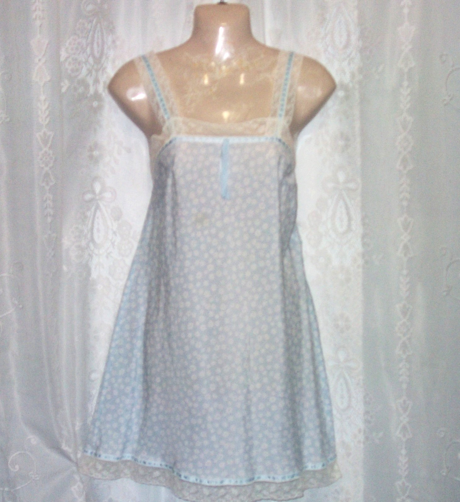 Sm. »Barbizon » Lt.weight soft cotton,blue/white,vintage babydoll nightgown,nighti