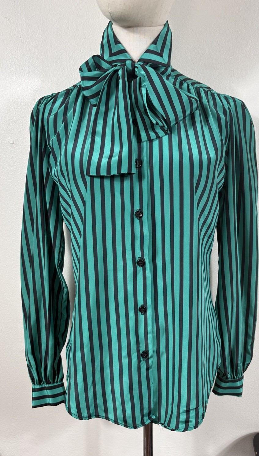 Vintage Pussy Bow Scarf Blouse Button Up Women&rsquo;s 8 Striped Green Made In USA