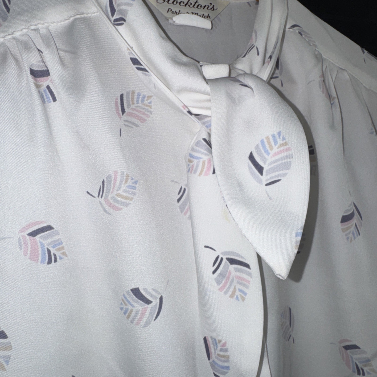 Vintage 80s Stocktons white pastel leaf printed blouse shirt pussybow tie sz 14