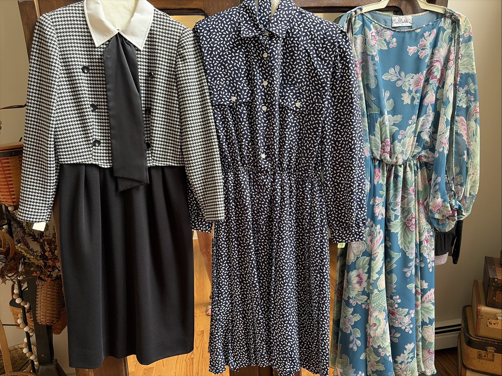 Vintage Bundle Lot Of 3 Women&rsquo;s Clothing 1960s 70s Dress Tops Skirts Flare