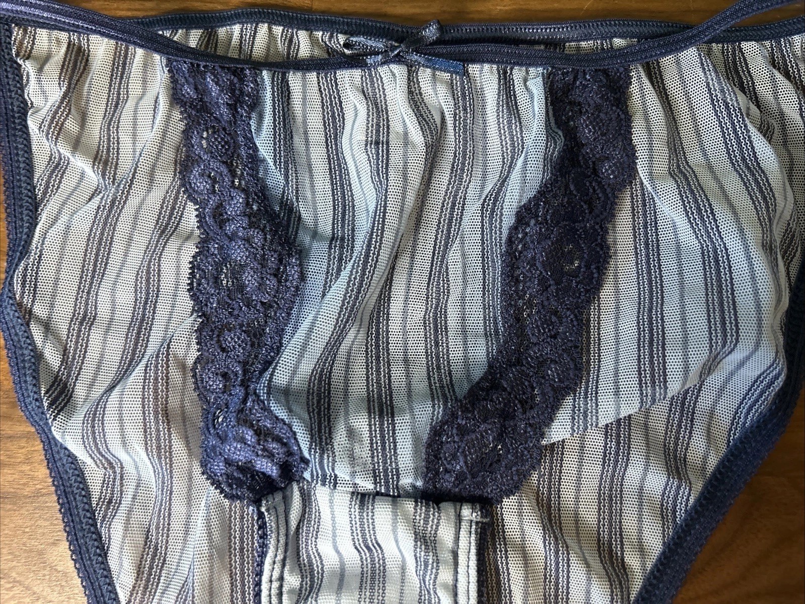 Vtg Morgan Taylor Panties String Bikini 6/M Second Skin Steer Mesh Bow Lace HOT