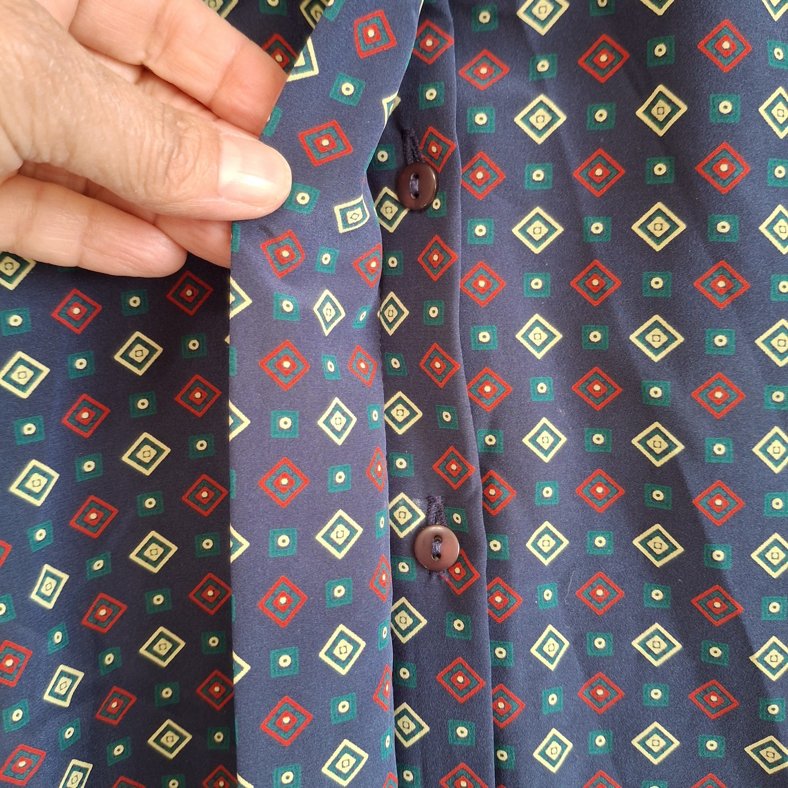Pendleton Size 8 Blouse Vintage Button Accent Collar Blue Geometric Made In USA