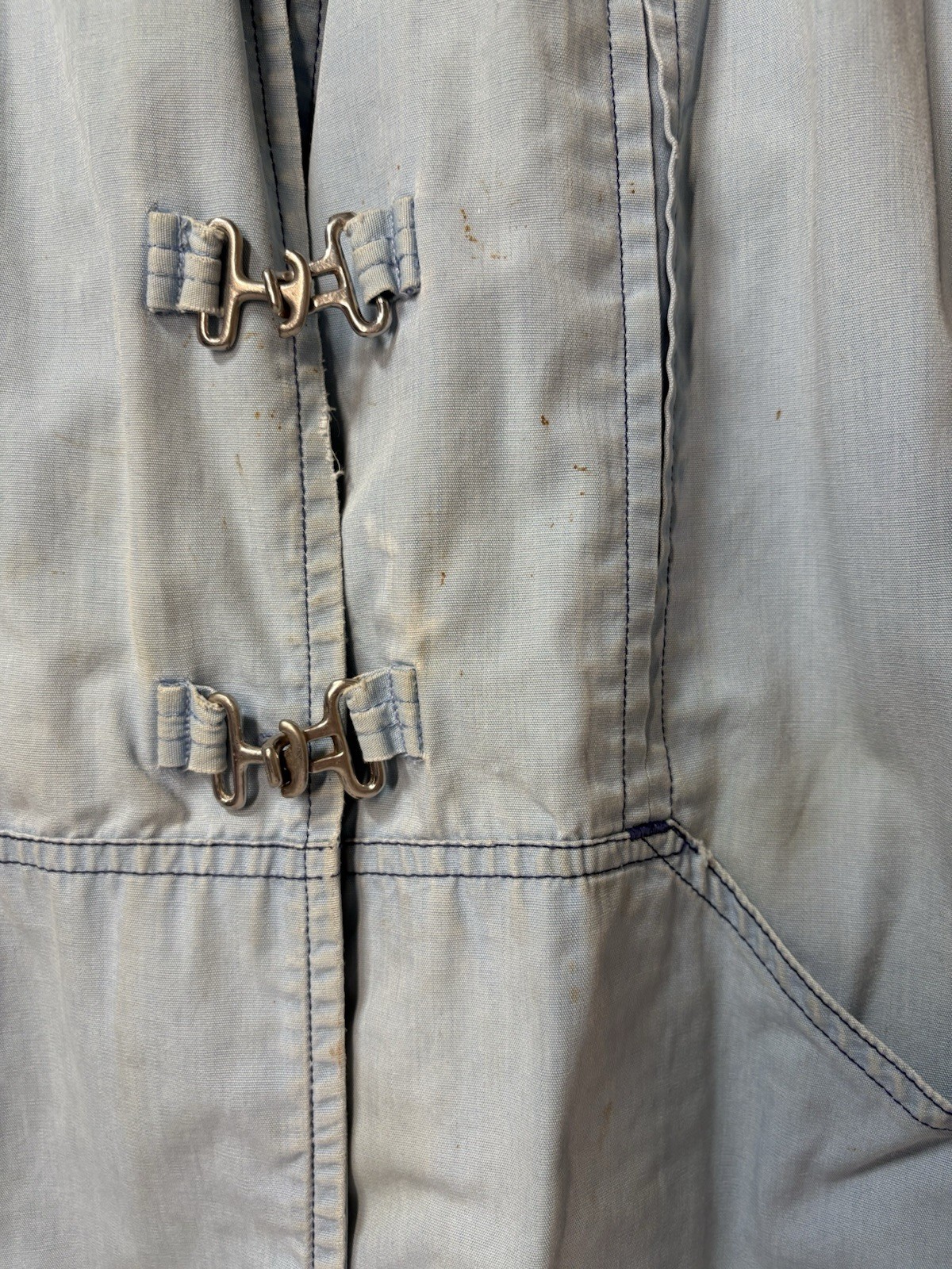 1960s White Stag Jean Jacket Light Weight Denim Anchor Buckle Front Women’s M/L