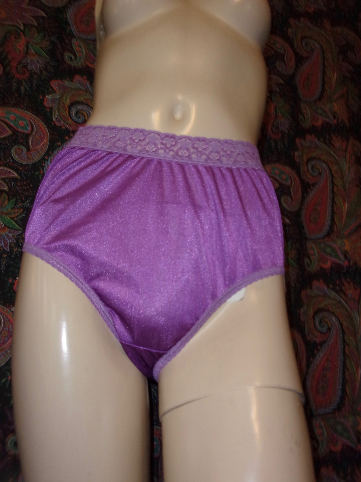 NWOT VTG Fruit Of the Loom Purple Nylon Lace Top Cotton Gusset Brief Panties 7