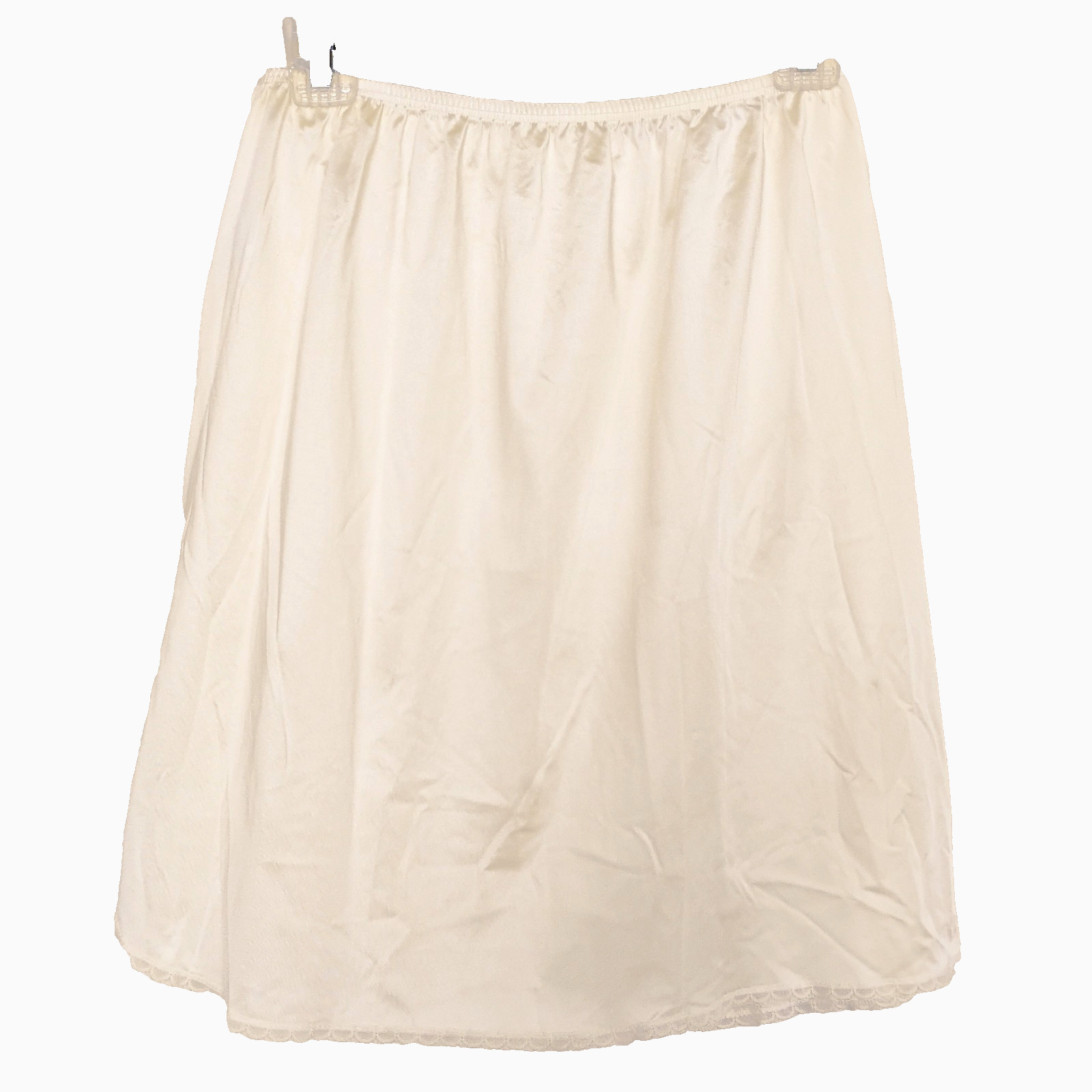 Vanity Fair Half Slip Cream Nylon 26&Prime; x 20&Prime; Side Slit 8&Prime; #11-760 ~ Size M