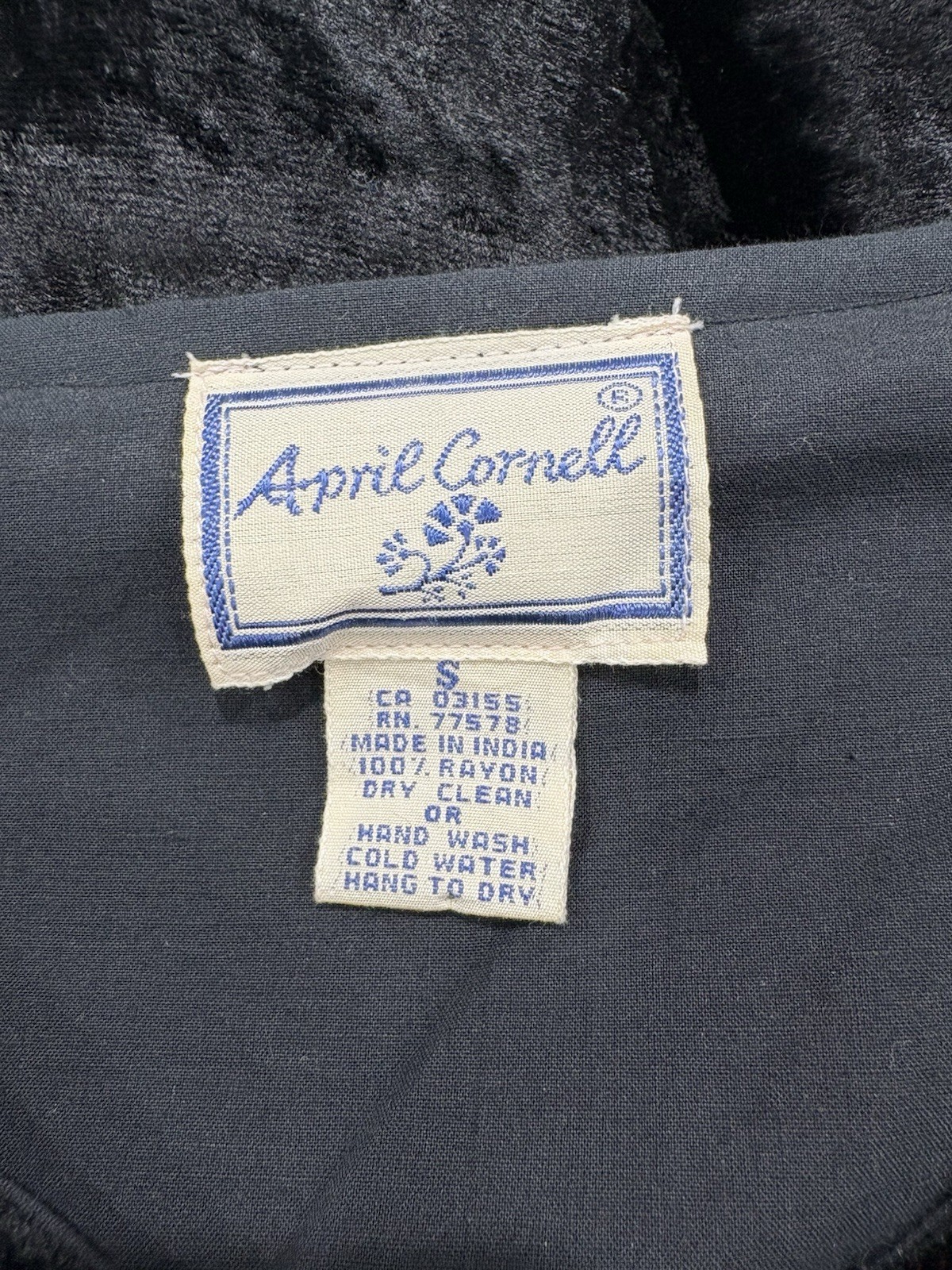 Vintage April Cornell Embroidered Jacket Black Pink Size Médium