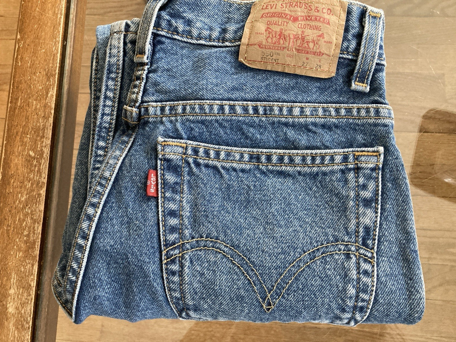 Vintage Levis 550 Denim Blue Jeans Zipper Fly Red Tag 27Wx28L Student Preowned