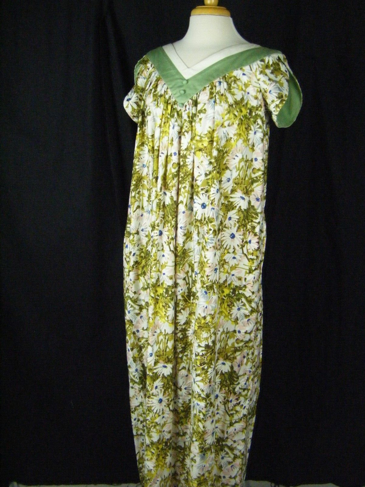 SYDNEY HONOLULU Rare Vtg 60s Green Daisy Floral Hawaiian Dress-Bust 35/2XS