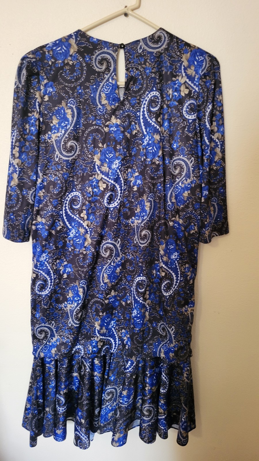 Vintage Risa Ann NY Blue Paisley Pleated Party Dress 14.5 Key Hole Back 80s 90s