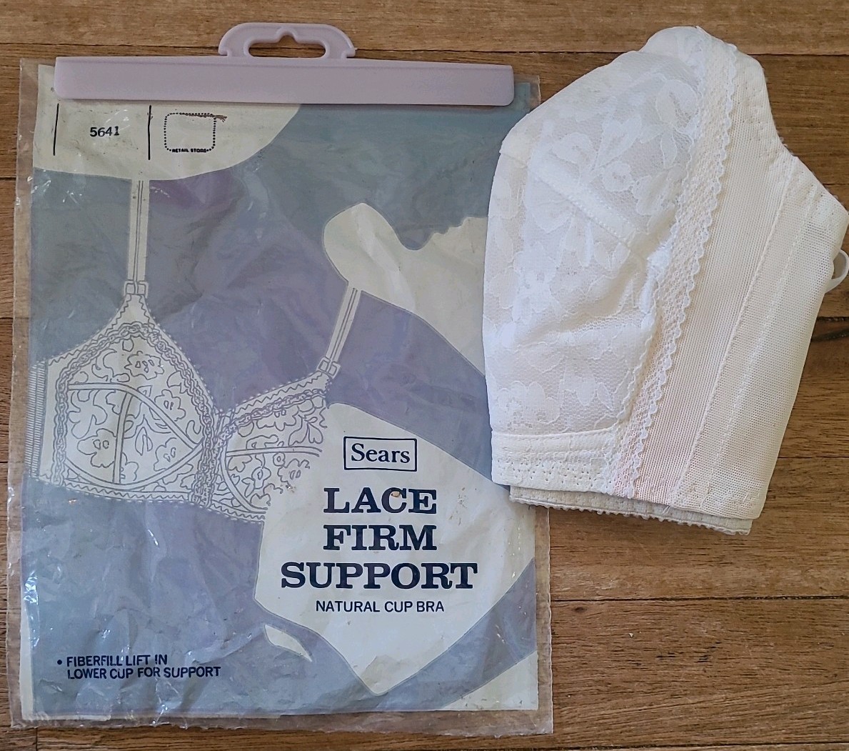 Vintage Sears firm lace support natural cup 1960&rsquo;s 70s 36B Bra with Lace NIP