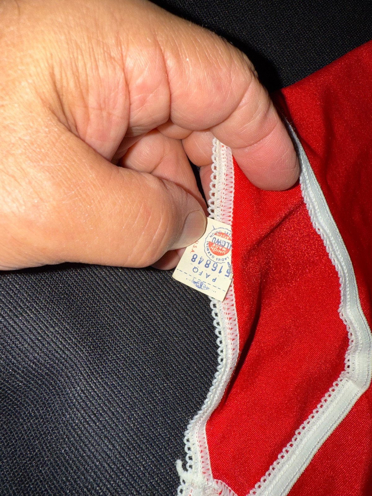 Vtg WOMENS « QUEEN SIZE » FULL FIGURE red nylon PANTIES, LADY BETTY, NOS w/ TAGS