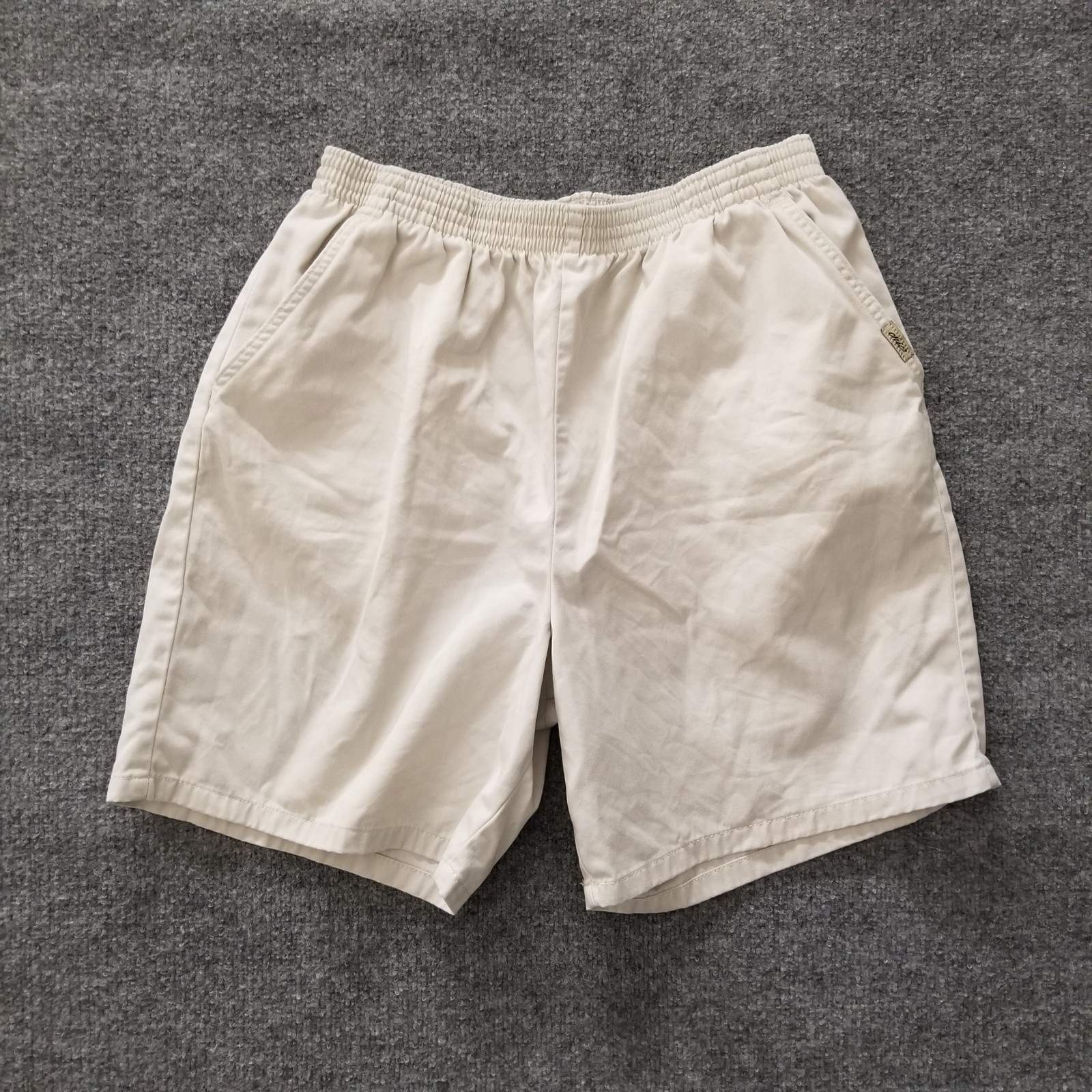 Vintage CHIC Brand Women Shorts 18 Average (29) Beige Elas Waist Pockets Stretch