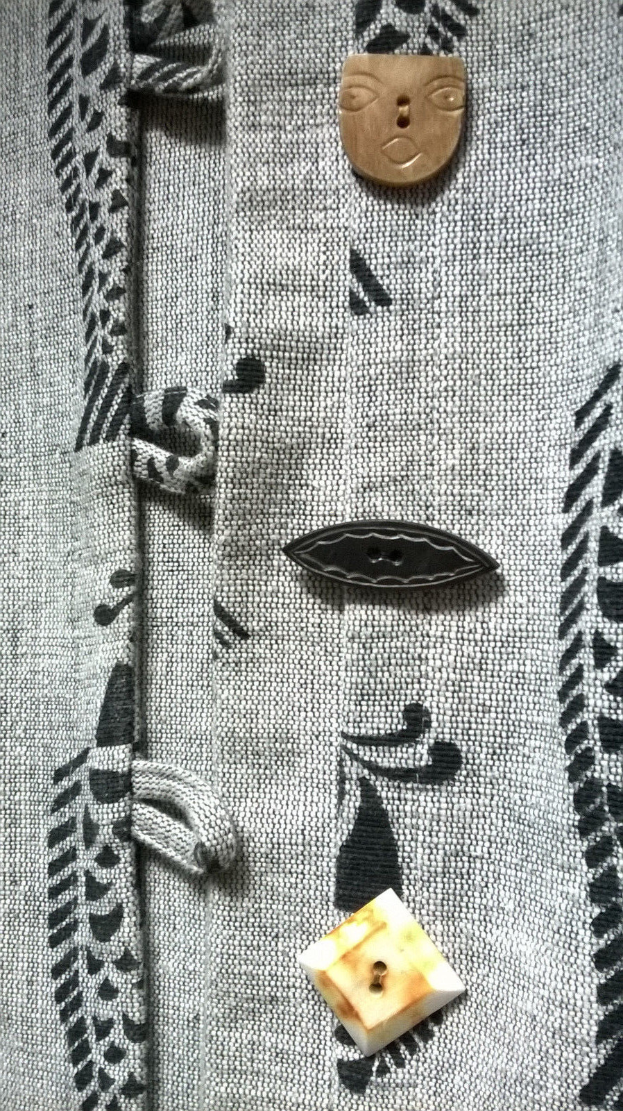 Nepal Cheppu Jacket Size Med Fish Print Made In Nepal Wood Resin buttons 1980s