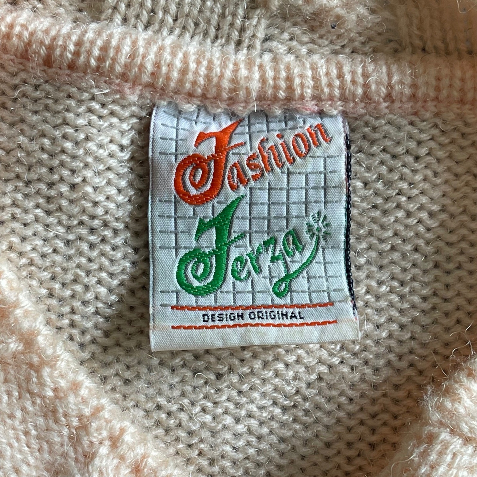 Fashion Ferza Vintage Peach Floral Beaded 3D Applique Knit Sweater Grannycore
