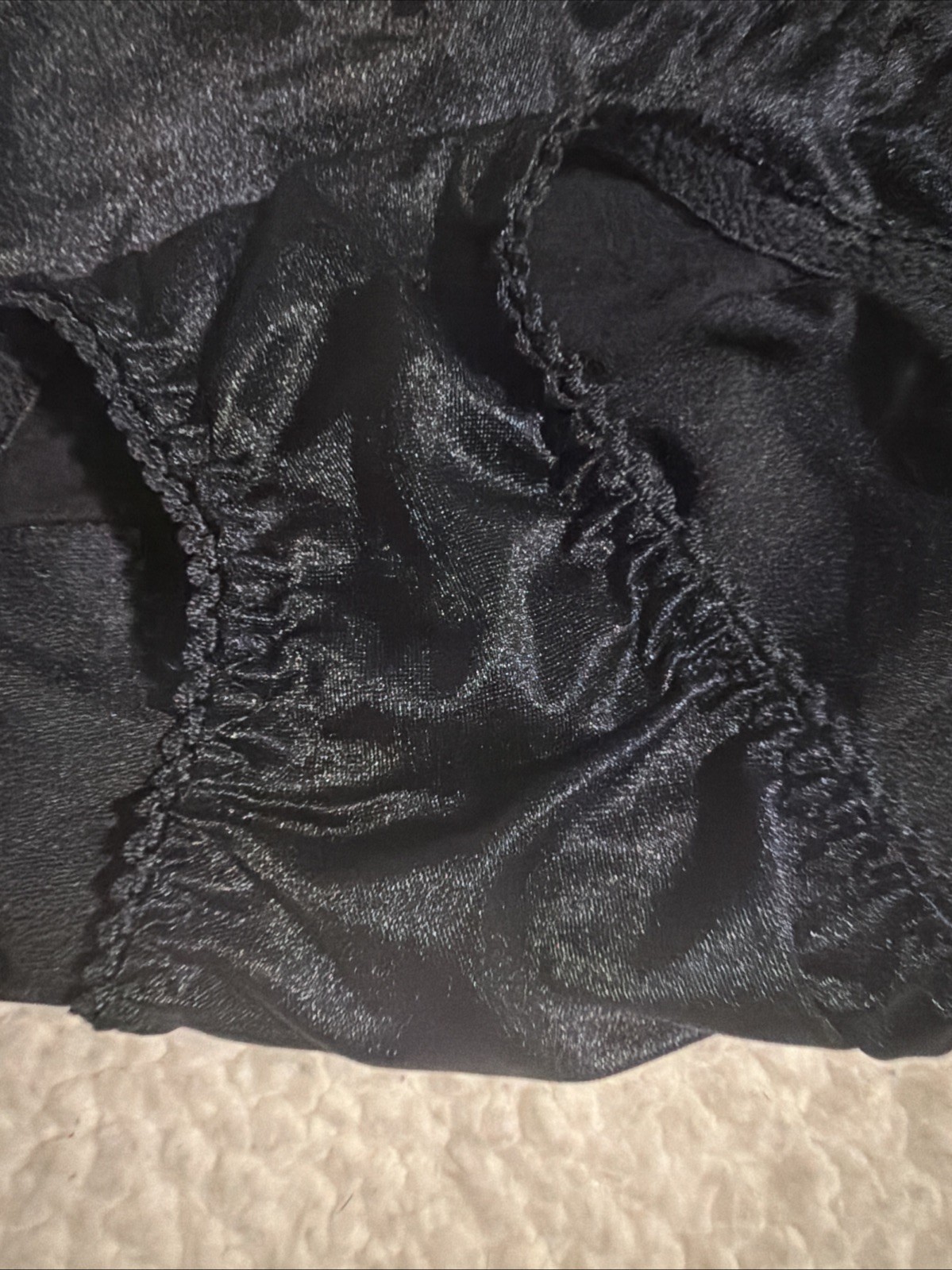 VANITY FAIR SECOND SKIN BLACK 48301 liquid smooth satin HI LEG panties L / 7 VTG