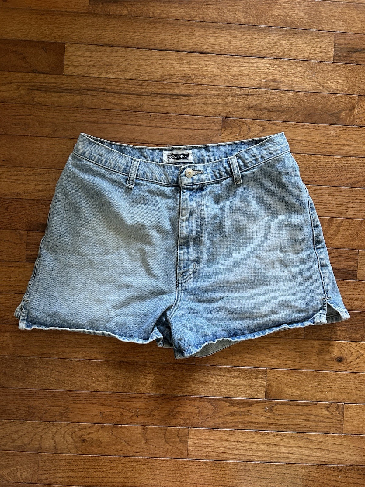 vintage 90s y2k light wash high rise denim shorts size large