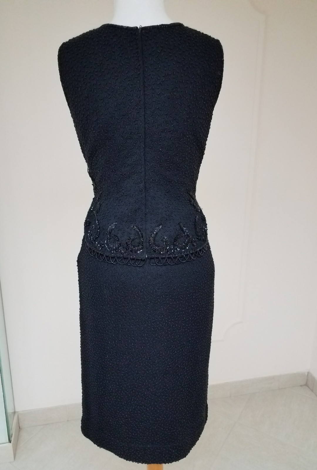 2 PC VTG BLACK HEAVY BEADED SUIT SKIRT 1950&rsquo;s HONG KONG IMPERIAL MCM SIZE S – M