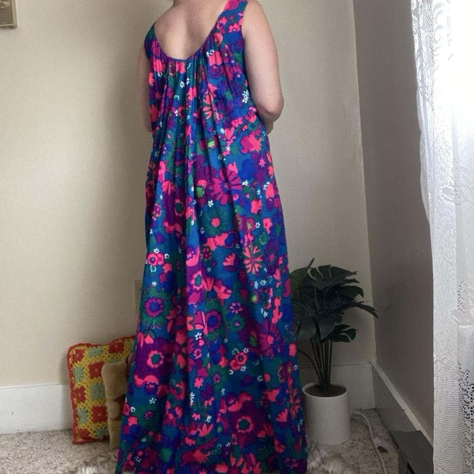 Vintage 70s Psychedelic Vibrant Floral Waikiki Maxi Dress