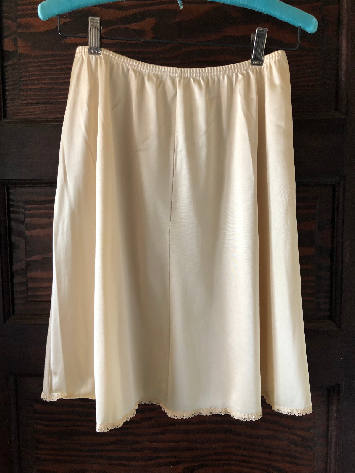 Vintage VANITY FAIR Flared Slip Beige Size M Length 21.5&Prime;