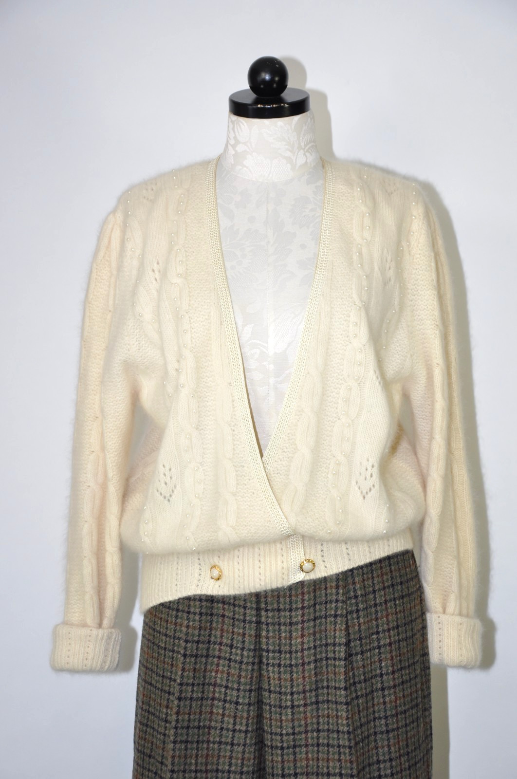 90s Vintage Cream Fuzzy Angora Wool Plunging V Neck Pearl Beads Cardigan Women M