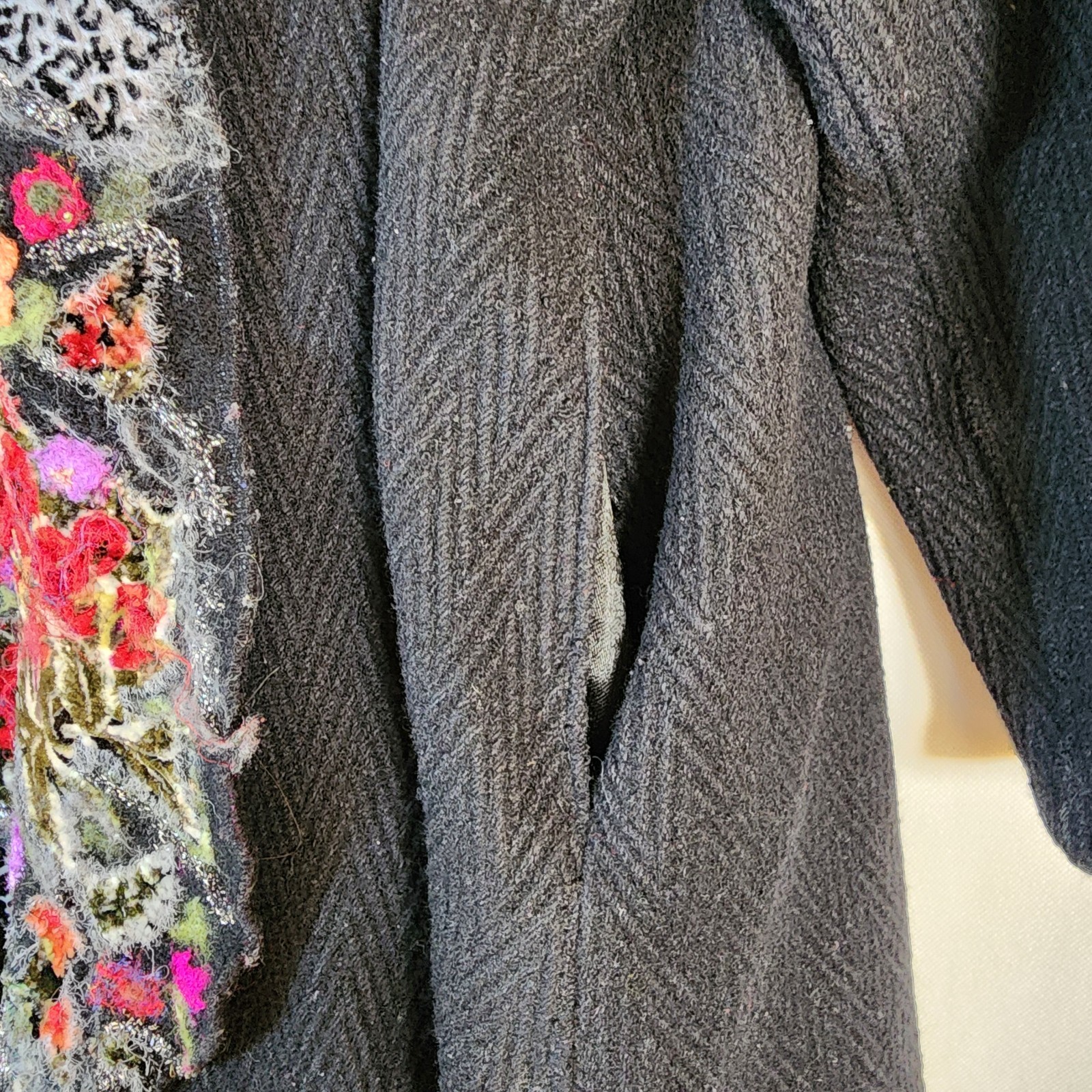 Vintage Hand Made Wool Jacket Satin Lined Velvet Felted Floral Art Lapel XL